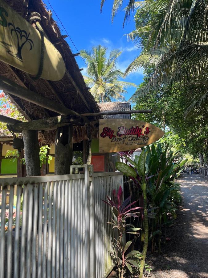 Appartamento Big Daddy'S Surfcamp Pasanggaran Esterno foto
