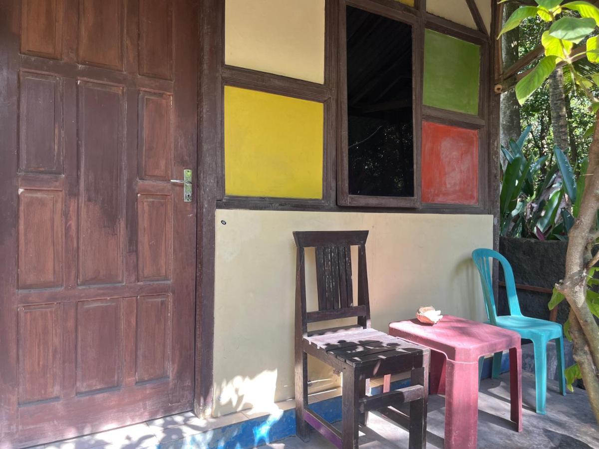 Appartamento Big Daddy'S Surfcamp Pasanggaran Esterno foto